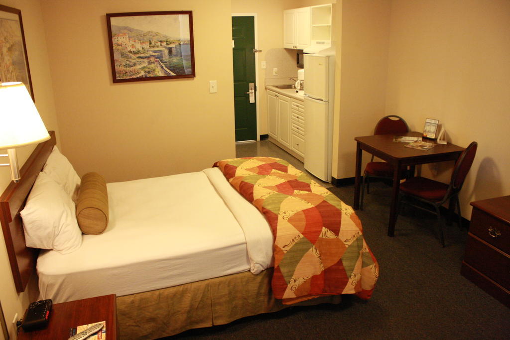 Intown Suites Extended Stay Select Hampton Va Cameră foto