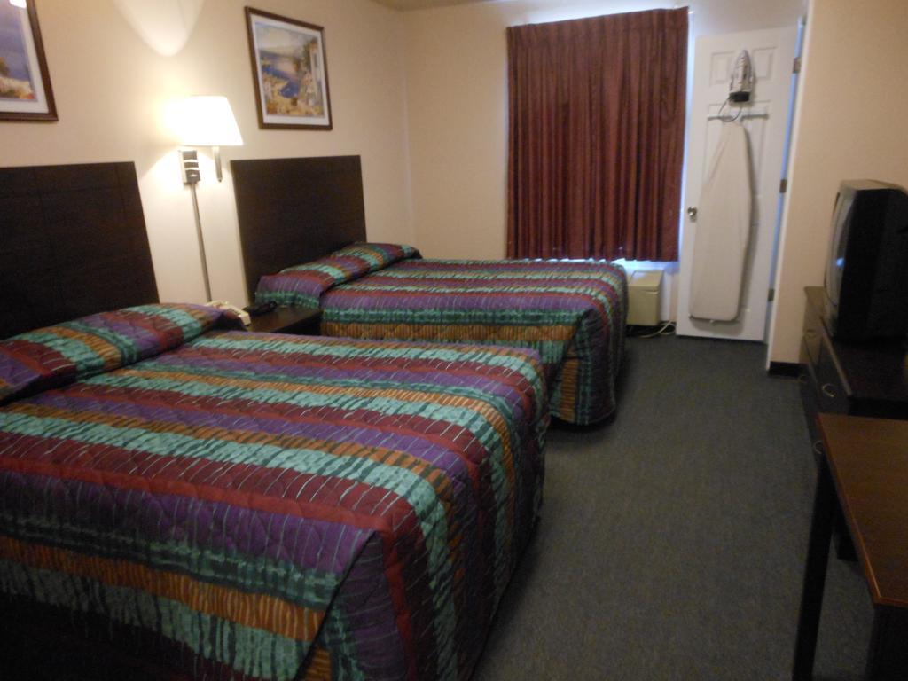 Intown Suites Extended Stay Select Hampton Va Cameră foto